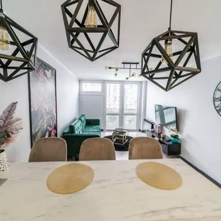 Luxury And Modern-city Center&g925 Διαμέρισμα *