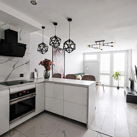 아파트 Luxury And Modern-city Center&g925 바르샤바